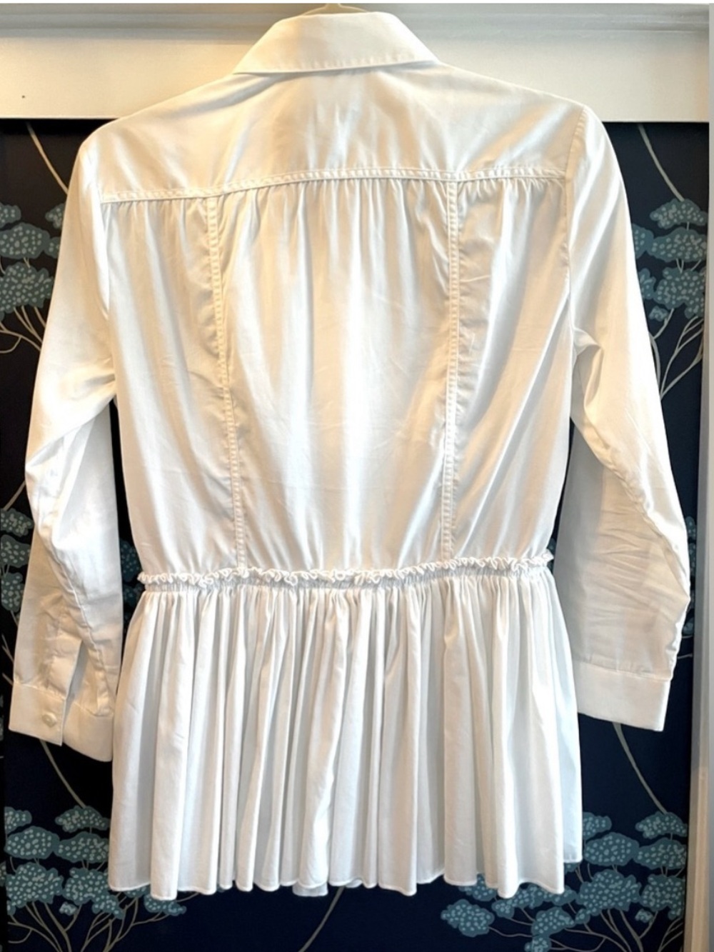 Burberry London cotton blend blouse w/gathered waist and ruffle hem, sz4, EUC - Picture 5 of 10